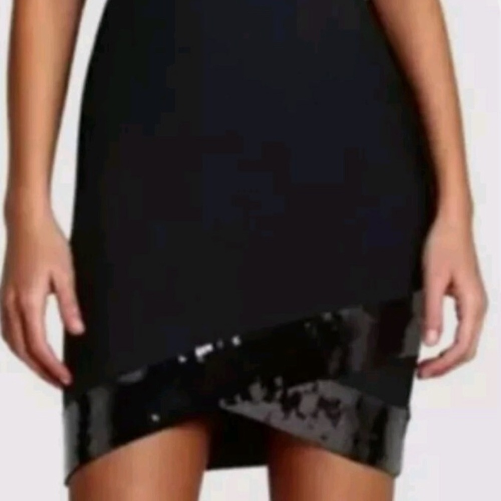 BCBGMaxAzria Black Asymmetrical Skirt